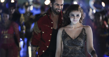 Shahid Kapoor and Alia Bhatt in Shaandaar